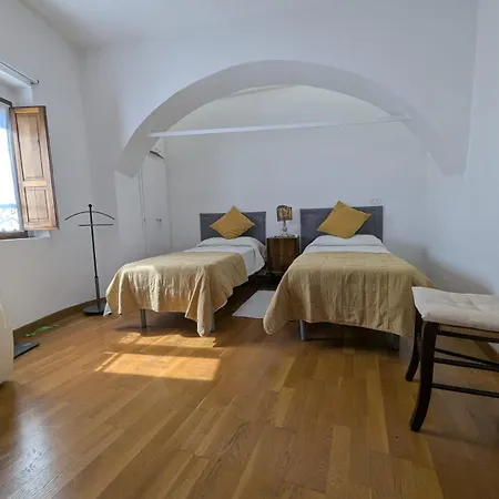 아파트 Dei Leoni - 50 Mt Dalla Basilica Di San Francesco *