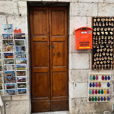 아파트 Dei Leoni - 50 Mt Dalla Basilica Di San Francesco