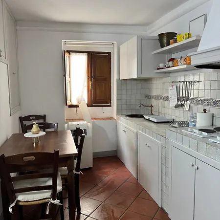 아파트 Dei Leoni - 50 Mt Dalla Basilica Di San Francesco *