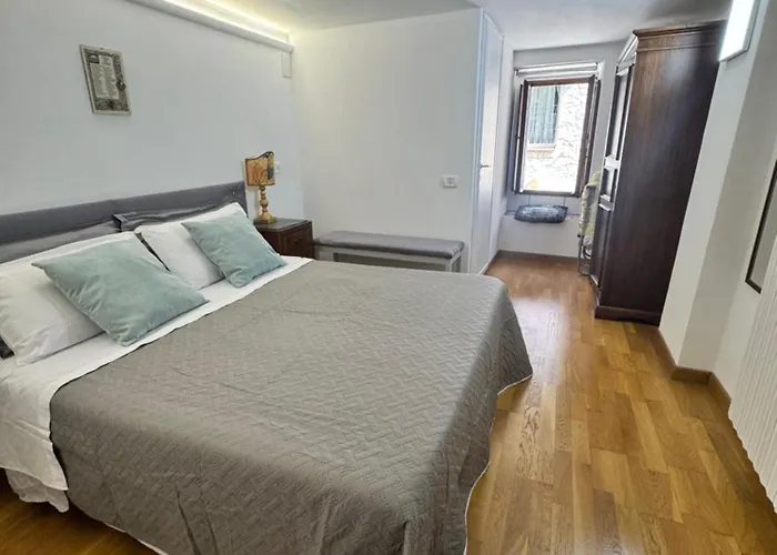 Dei Leoni - 50 Mt Dalla Basilica Di San Francesco Apartman Assisi